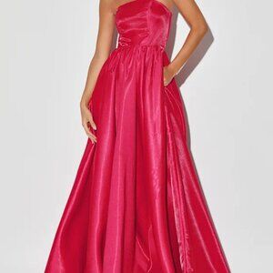 NWT LuLu's Revel in The Magic Strapless Berry Red Srapless Red Dress- Size M